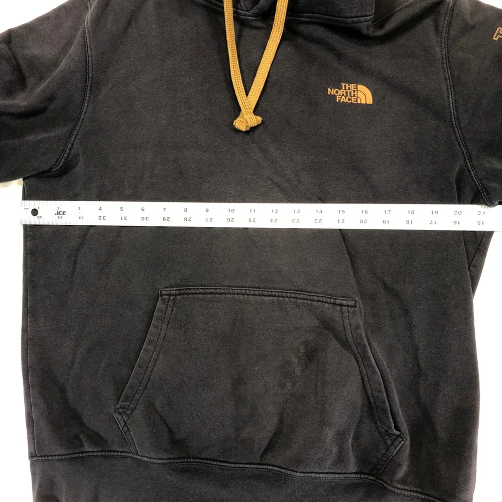 The North Face Mens Black Tan Logo Graphic Sleeve Pullover Hoodie Size M
